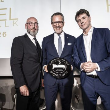„HotelTalk“ 2025: Breidenbacher Hof mit Award „bonum noctis superioris“ ausgezeichnet