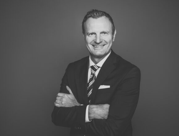 07-2025 Stefan Bezold-2 „KI-basierte Beschaffung senkt Kosten, verringert Risiken und erhöht die Flexibilität“